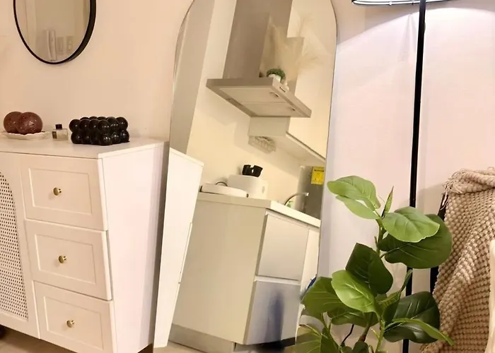 Apartamento Affordable staycation in Azure Parañaque Manila
