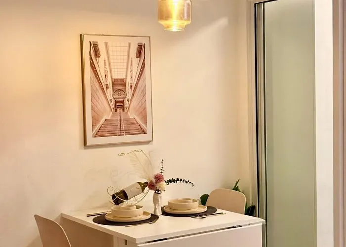 Affordable staycation in Azure Parañaque Apartamento Manila